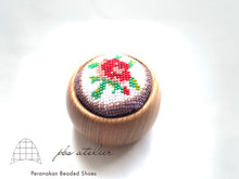 Load image into Gallery viewer, プラナカンビーズ刺繍針山キット(ローズ) DIY Pin Cushion with Fregrance Wooden Bowl (Rose)