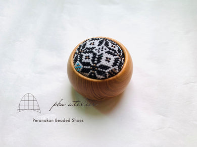 プラナカンビーズ刺繍針山キット(幾何学) DIY Pin Cushion with Fregrance Wooden Bowl (geometric)